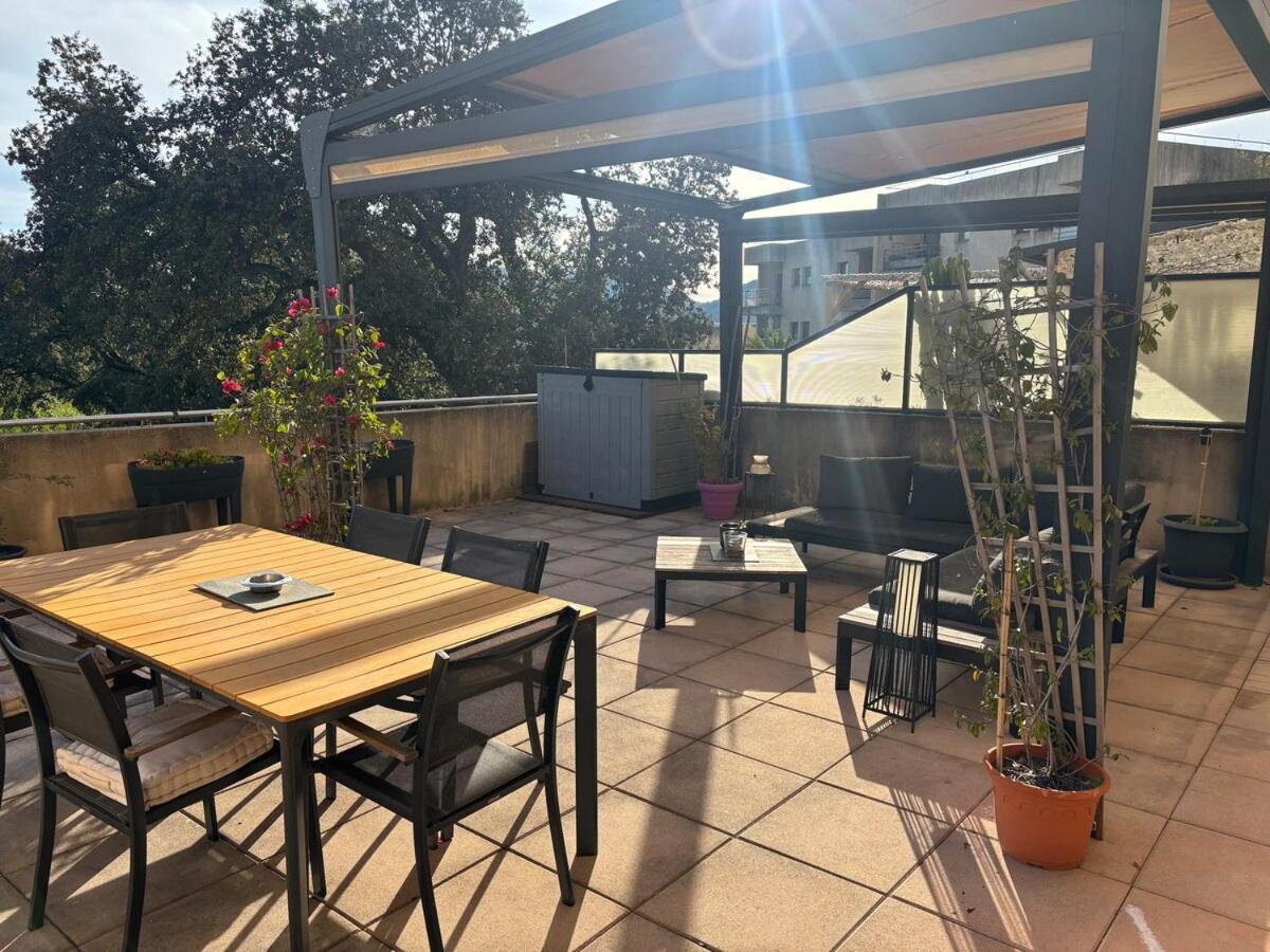 Superbe T3 Avec Grande Terrasses Apartment *